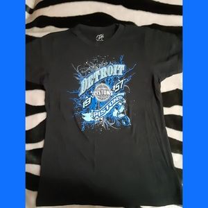 Detroit Pistons Basketball Tshirt NBA